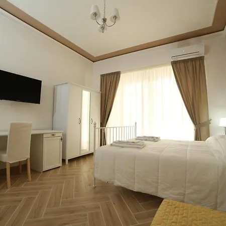 Antichi Soffitti 2* קטאניה